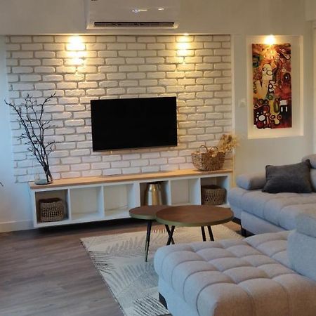 Tres Bel Appartement Central, Au Calme Avec Balneo 페르피냥 외부 사진