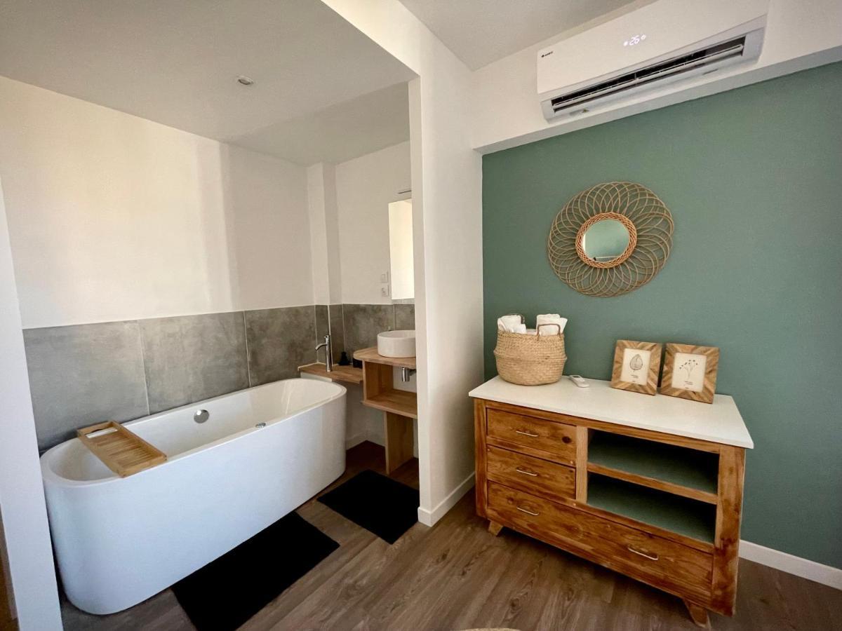 Tres Bel Appartement Central, Au Calme Avec Balneo 페르피냥 외부 사진
